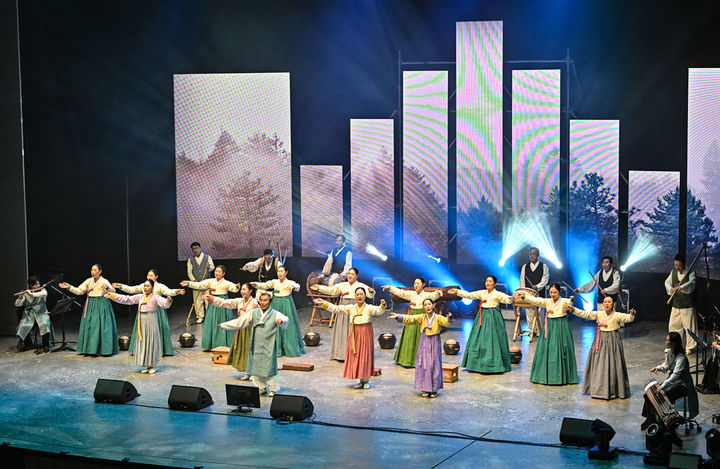 정선아리랑 공연.(사진=정선군 제공) *재판매 및 DB 금지