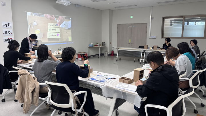 [진주=뉴시스]진주시, 도시농업 보급·치유활용 교육과정 운영.(사진=진주시 제공).2026.04.09.photo@newsis.com *재판매 및 DB 금지