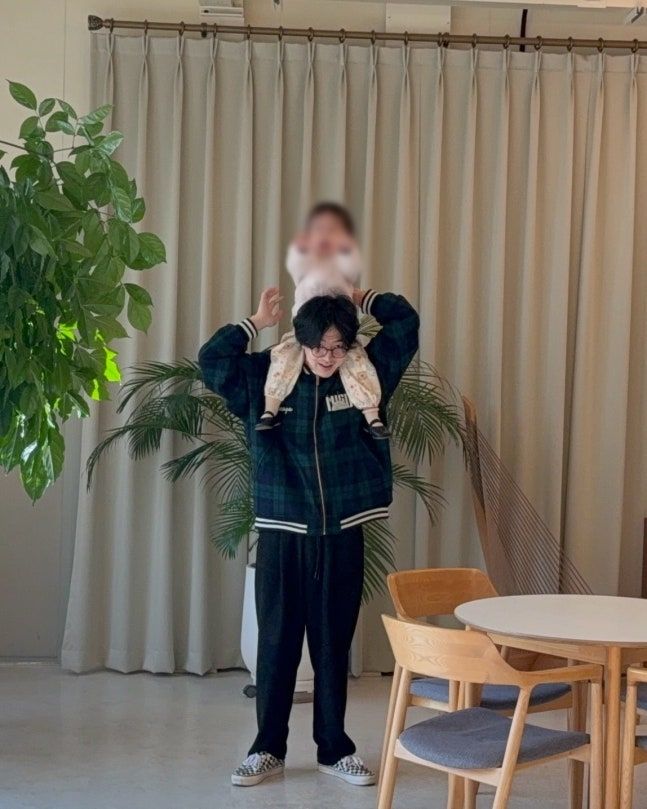 [서울=뉴시스] 박유환. (사진=인스타그램 캡처) 2026.04.09. photo@newsis.com *재판매 및 DB 금지