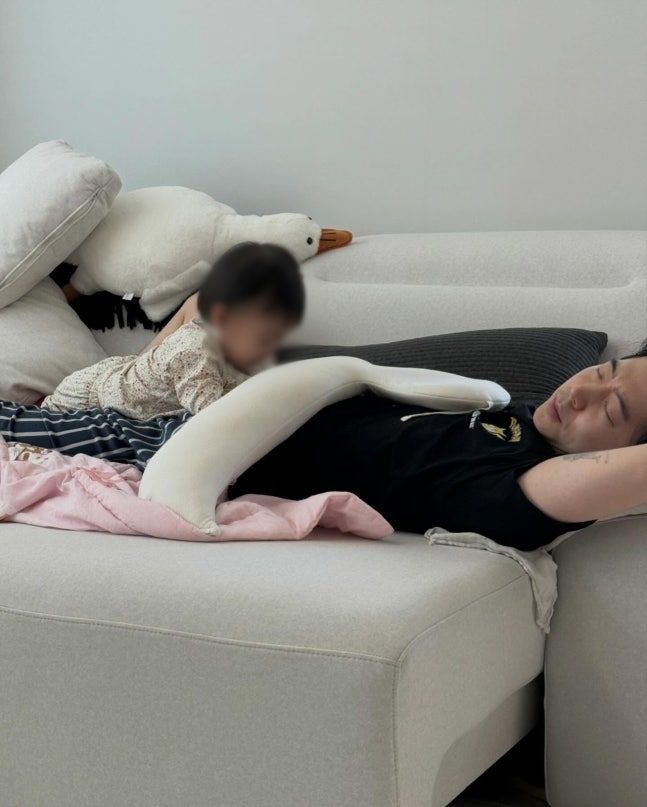 [서울=뉴시스] 박유환. (사진=인스타그램 캡처) 2026.04.09. photo@newsis.com *재판매 및 DB 금지