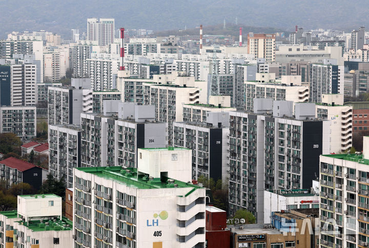 [서울=뉴시스] 서울 노원구 상계동 일대 아파트가 보이고 있다. photo@newsis.com