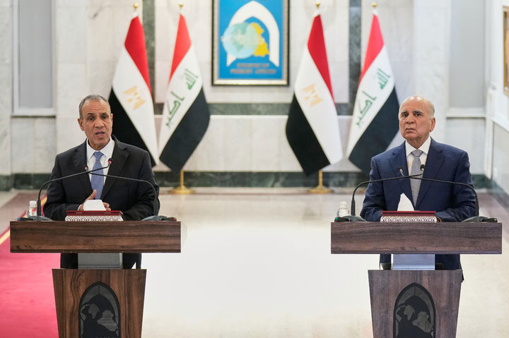 공동 기자회견 하는 이라크-이집트 외무장관