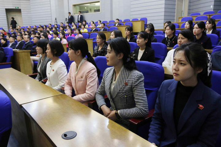 평양서 '국제 관광 기념품·건강 제품 전시회' 개막