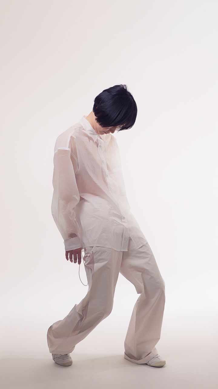 이윤정, 씨씨씨 seeSEAsee, 2026, 단채널 비디오, 컬러, 사운드, 8분 30초, 코리아나미술관 제작 지원, 촬영•편집 최윤석 *재판매 및 DB 금지