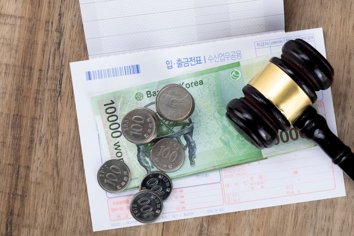 [서울=뉴시스] 부모 사후 재산과 채무 규모가 불분명할 경우 한정승인이나 상속재산 파산 제도를 활용해야 한다는 전문가 조언이 나왔다. 기사 이해를 돕기 위한 사진. (사진=유토이미지) 2026.04.10. *재판매 및 DB 금지