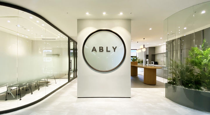 "인건비는 가장 가치 있는 투자"...에이블리의 사람 중심 경영[유통家화... - 뉴스 썸네일 이미지