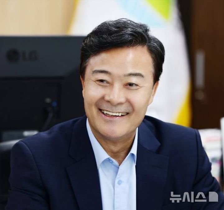 [의왕=뉴시스] 김성제 의왕시장.(사진=뉴시스 DB)..photo@newsis.com