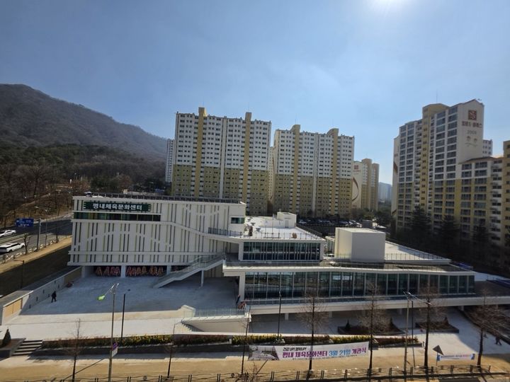 펑내체육문화센터 전경. (사진=남양주시 제공) photo@newsis.com *재판매 및 DB 금지