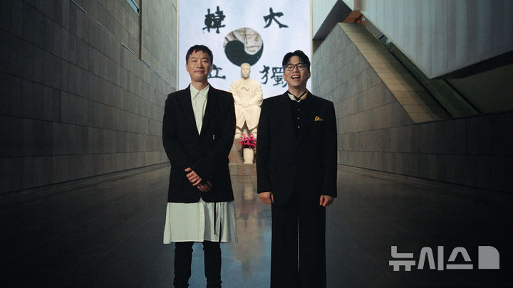 [서울=뉴시스]KB금융그룹이 진행하는 국민참여 캠페인 '다시 쓰는 대한이 살았다' 공식 영상이 한 달 여 만에 누적 조회수 1000만 회를 돌파했다고 11일 밝혔다. (사진=KB금융 제공). 2026.04.11. photo@newsis.com 