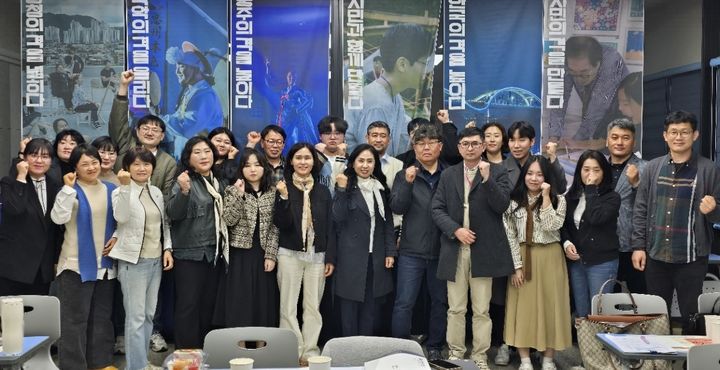 충청권 국악문화향유거점 활성화 사업 참여 문화예술인들 *재판매 및 DB 금지