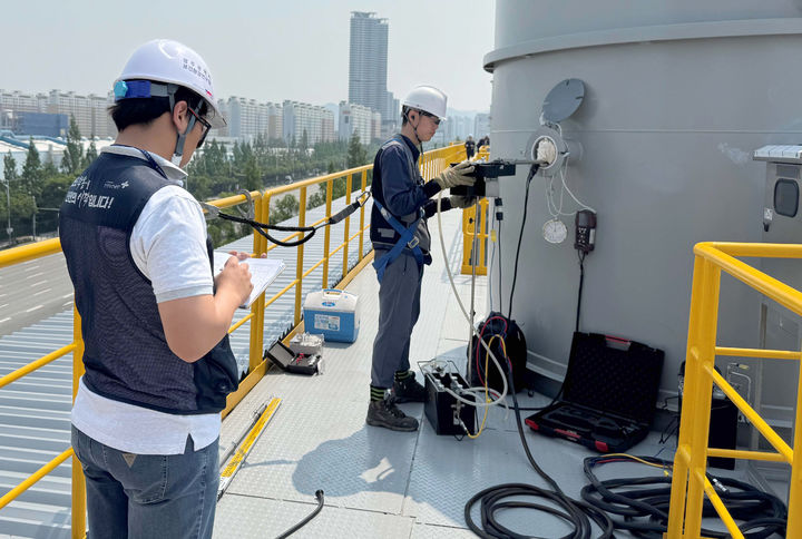 [광주=뉴시스] 광주보건환경연구원 '대기분야 숙련도 평가'. (사진=광주보건환경연구원 제공). photo@newsis.com *재판매 및 DB 금지