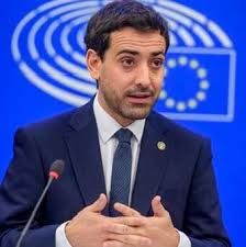 [서울=뉴시스]스테판 세르주네 유럽연합(EU) 집행위원. (출처=페이스북) *재판매 및 DB 금지