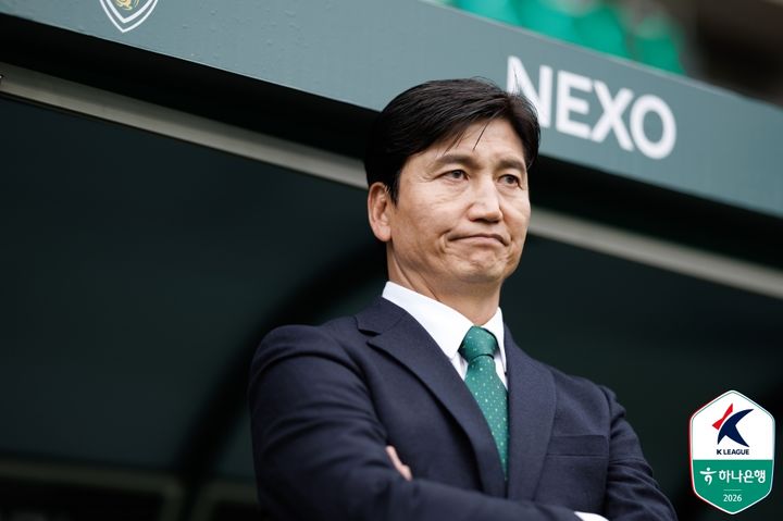 [서울=뉴시스] 프로축구 K리그1 전북 현대의 정정용 감독. (사진=한국프로축구연맹 제공)