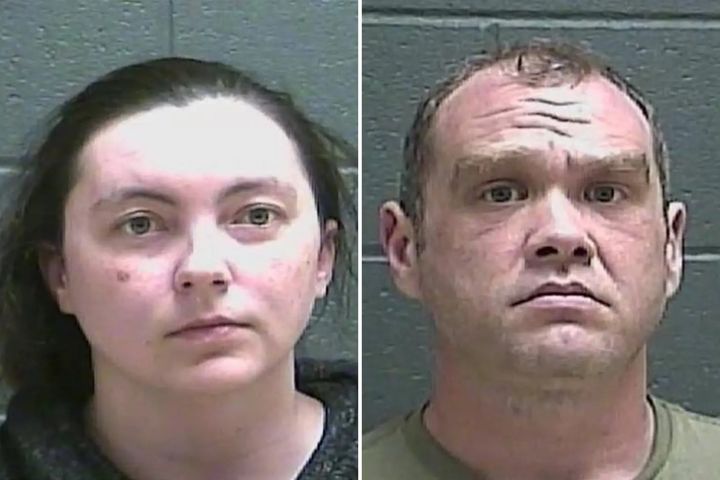 [서울=뉴시스] 미국 인디애나주에서 체포된 부부는 자녀를 장기간 방치해 사망에 이르게 한 혐의로 최근 검찰에 기소됐다. (사진=텔 시티 경찰서)