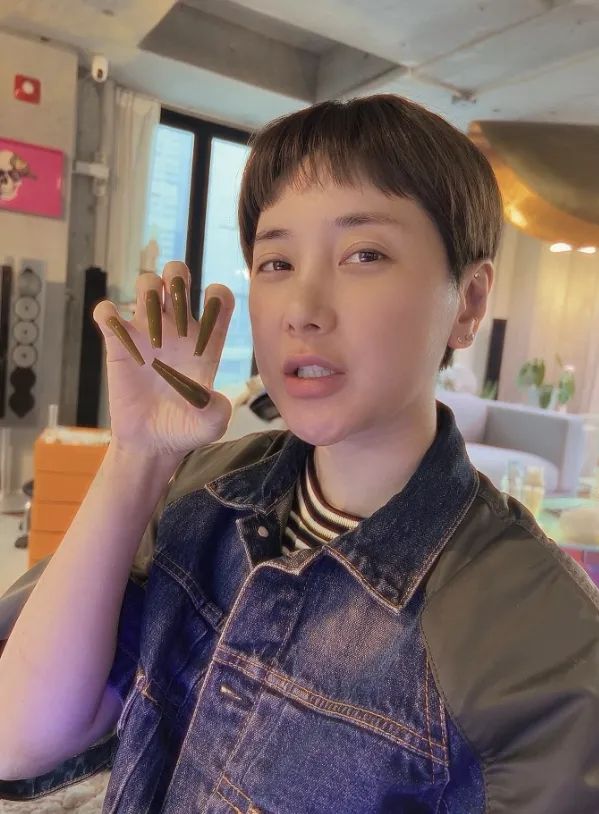 [서울=뉴시스] 서인영. (사진 = 인스타그램 캡처) 2026.04.13. photo@newsis.com *재판매 및 DB 금지