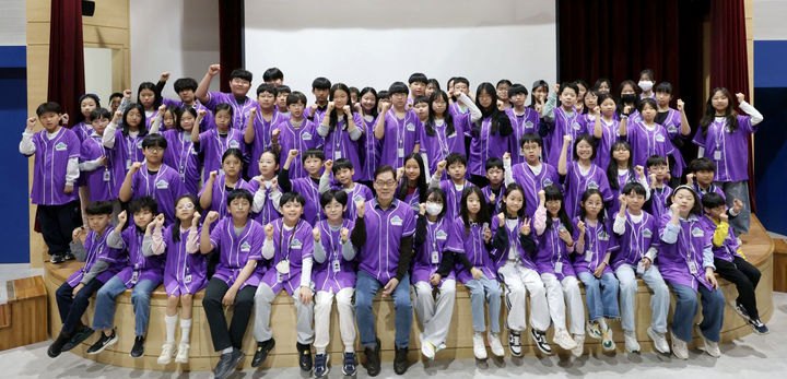 [광주=뉴시스] 국립광주과학관 '제10기 루체스타' 발대식. (사진=국립광주과학관 제공). photo@newsis.com *재판매 및 DB 금지