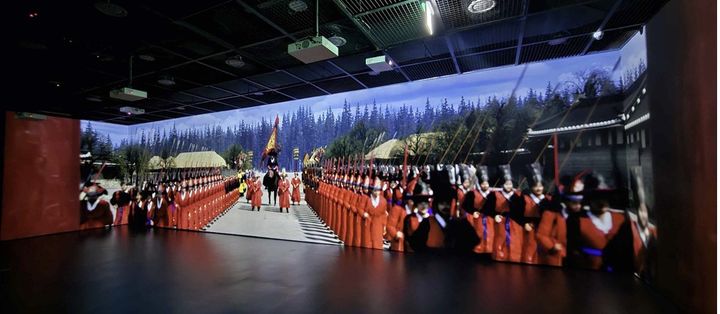 [서울=뉴시스] 국립조선왕조실록박물관 춘계 테마전 '그날, 화성의 군례: 빛으로 되살아난 왕의 군대' 전시실 모습 (사진=국가유산청 제공) 2026.04.14. photo@newsis.com *재판매 및 DB 금지