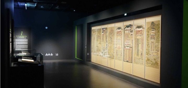 [서울=뉴시스] 국립조선왕조실록박물관 춘계 테마전 '그날, 화성의 군례: 빛으로 되살아난 왕의 군대' 전시실 모습 (사진=국가유산청 제공) 2026.04.14. photo@newsis.com *재판매 및 DB 금지