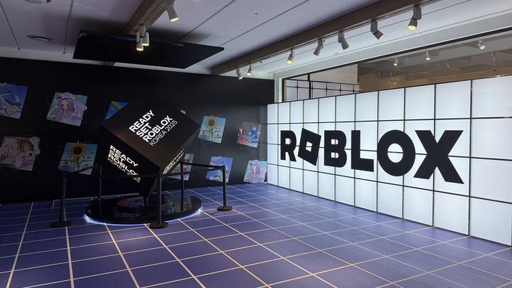 [서울=뉴시스] 지난해 현대백화점 판교점에서 열린 로블록스 팝업스토어 전경사진 (사진=현대백화점 제공) 2026.04.14. photo@newsis.com *재판매 및 DB 금지