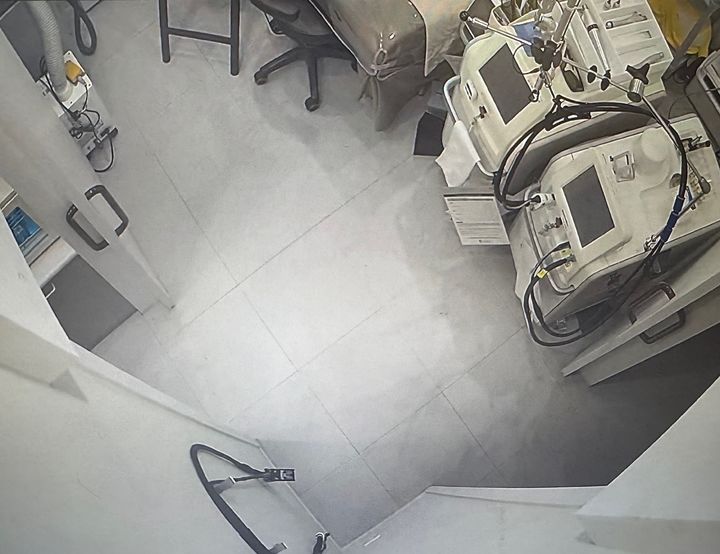 [대구=뉴시스] 불법 CCTV 촬영 의혹을 받는 병원이 고소인에게 제공한 브라질리언 레이저 시술실 CCTV 영상 모습. (사진=독자 제공) 2026.04.14. photo@newsis.com *재판매 및 DB 금지