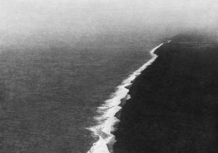 Jungjin Lee, Unseen #55, 2024 Archival pigment print, 109 x 152 cm, Ed. 3+2AP Courtesy of the artist and PKM Gallery.   *재판매 및 DB 금지