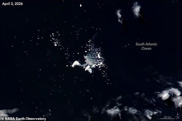 [서울=뉴시스] 지난 3일 관측된 A-23의 붕괴된 모습.(사진출처: NASA 공식 블로그) 2026.04.14.