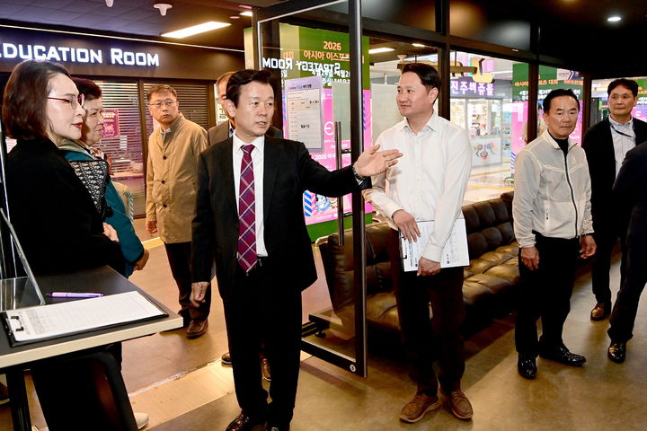 [진주=뉴시스]진주시, '청소년 전용 문화시설' 현장점검.(사진=진주시 제공).2026.04.14.photo@newsis.com *재판매 및 DB 금지