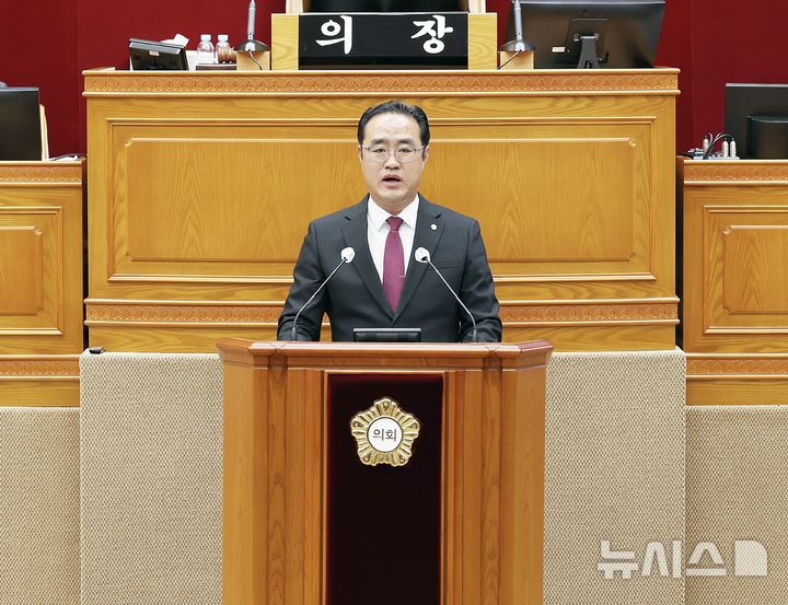 [안양=뉴시스] 5분 발언하는 강익수 시 의원. (사진=본인 제공). 2026. 04. 14. photo@newsis.com