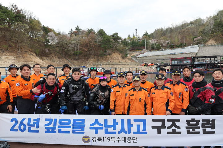  *재판매 및 DB 금지