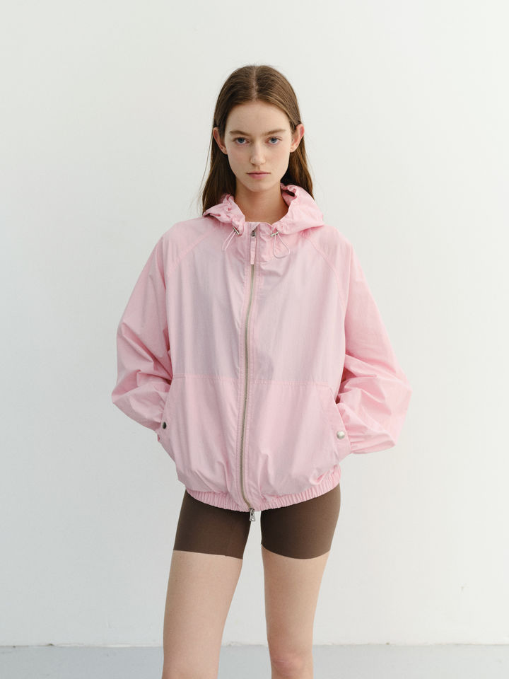 [서울=뉴시스] 던스트 얼리써머 컬렉션 (사진=LF 제공) 2026.04.15. photo@newsis.com *재판매 및 DB 금지