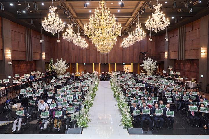[아산=뉴시스] 아산시가 지난 14일 아산터미널웨딩홀에서 제46회 장애인의 날 기념식을 가졌다. (사진=아산시 제공) 2026.04.15 photo@newsis.com *재판매 및 DB 금지