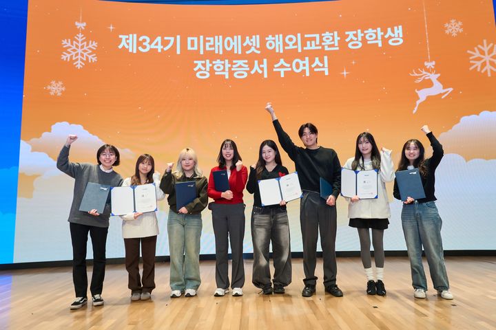  *재판매 및 DB 금지