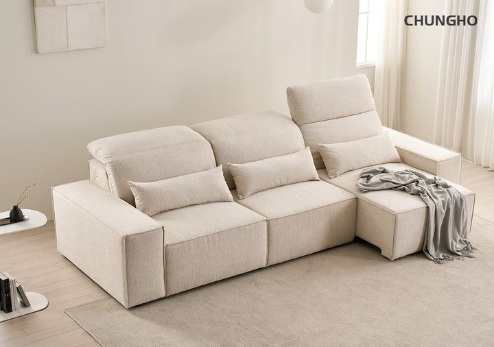 [서울=뉴시스] 청호나이스의 네스티지 모션소파. (사진=청호나이스 제공) 2026.04.15. photo@newsis.com *재판매 및 DB 금지