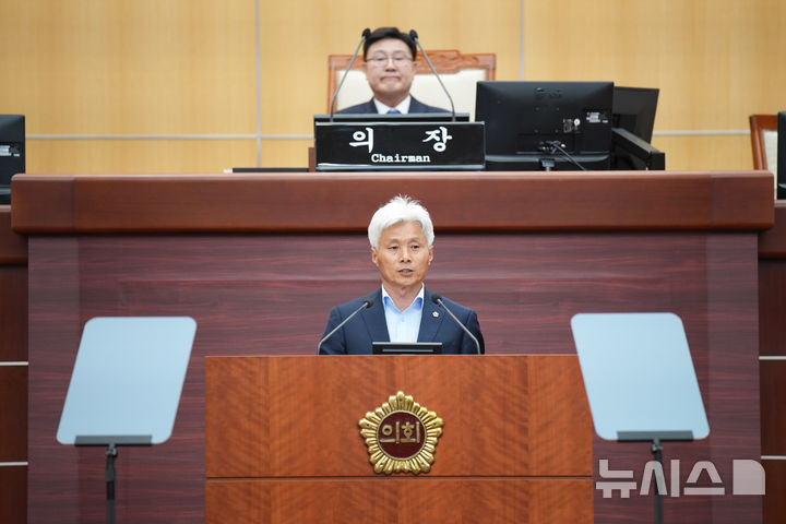 [전주=뉴시스] 염영선 전북도의원이 15일 열린 제426회 임시회 본회의에서 5분 자유발언을 하고 있다. 2026.04.15 *재판매 및 DB 금지