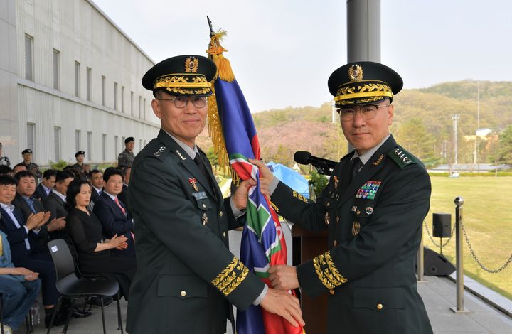 [용인=뉴시스] 이상렬 지상작전사령관 취임식(사진=지작사 제공) *재판매 및 DB 금지