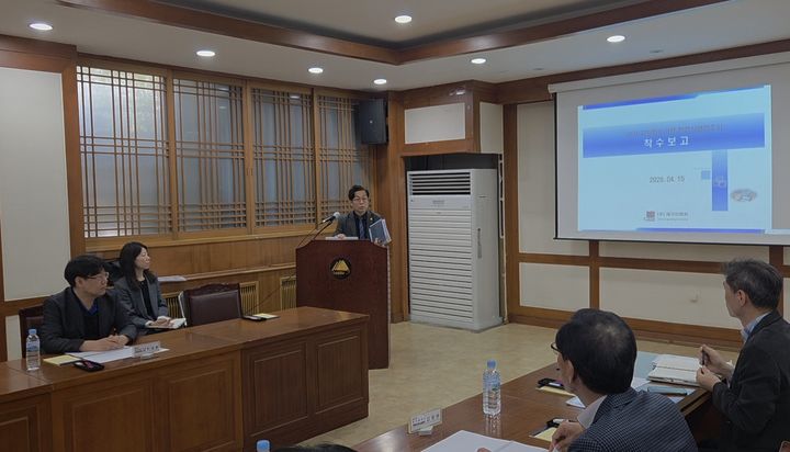 [대구=뉴시스] 성서자원회수시설 주민지원협의체(협의체)는 15일 대구시청 산격청사를 방문해 성서소각장 2·3호기 대보수 사업의 즉각적인 중단을 촉구했다. (사진=성서소각장 주민지원협의체 제공) 2026.04.15. photo@newsis.com *재판매 및 DB 금지