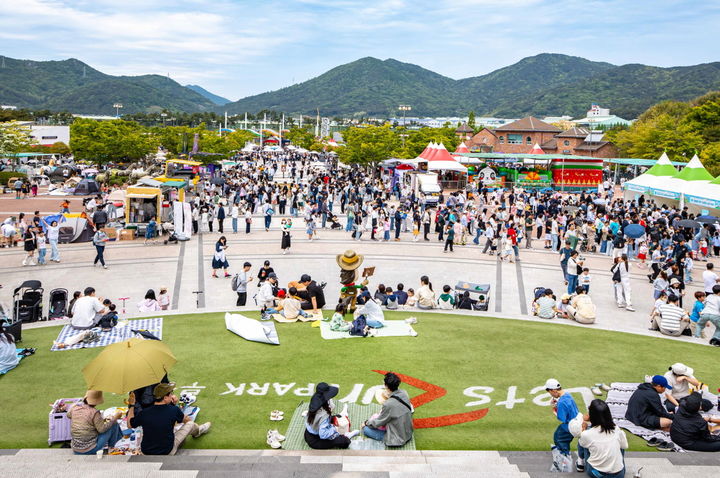 [부산=뉴시스] 한국마사회 렛츠런파크 부산경남 공원 전경. (사진=한국마사회 렛츠런파크 부산경남 제공) 2026.04.16. photo@newsis.com *재판매 및 DB 금지