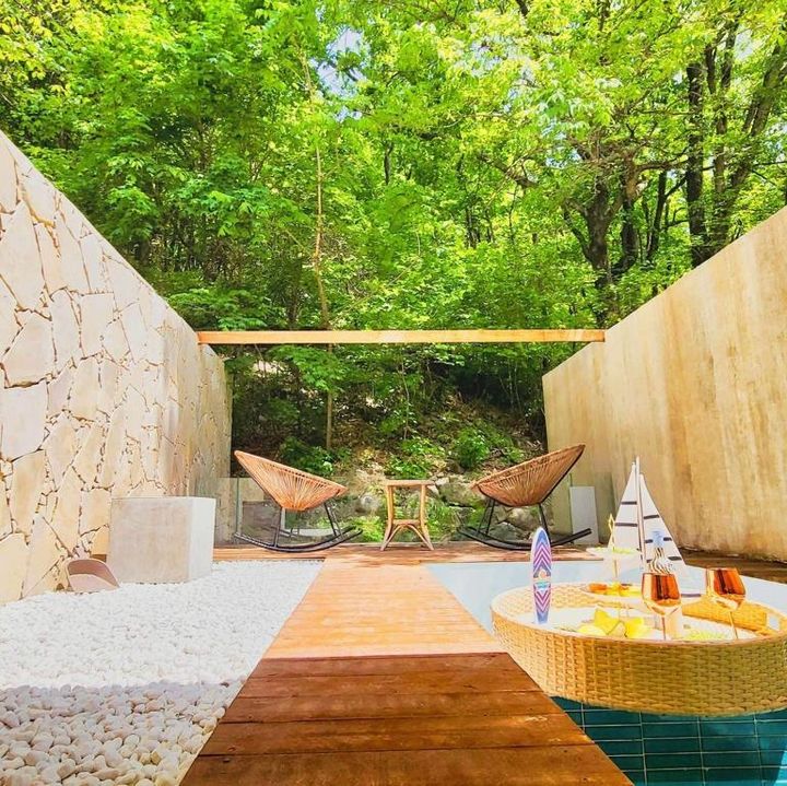 ‘속초 플로팅웨일 설악도적폭포스테이’. (사진=부킹닷컴) *재판매 및 DB 금지