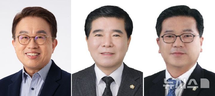 [남원=뉴시스] 16일 오전 더불어민주당 전북 남원시장 이정린 예비후보 지지를 선언한 김영태 예비후보(가운데)와 이를 비판한 양충모 예비후보(왼쪽), 김영태 예비후보의 지지를 받은 이정린 예비후보(오른쪽). (사진=뉴시스 DB). photo@newsis.com *재판매 및 DB 금지