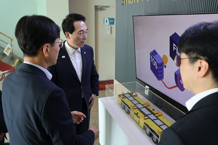 민주 박수현, 첫 정책 행보는 "청년과 AI"