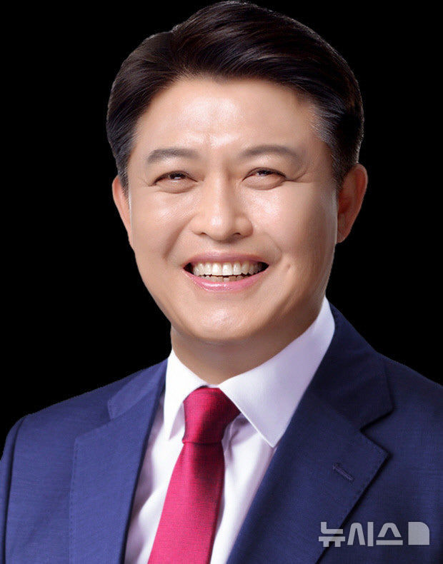 [영덕=뉴시스] = 이희진 전 영덕군수. 2026.04.16. photo@newsis.com