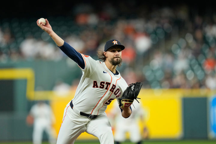 콜로라도전서 투구하는 휴스턴 애스트로스 라이언 와이스