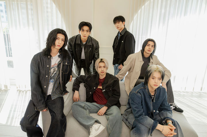 [서울=뉴시스] 엑스디너리 히어로즈. (사진 = JYP엔터테인먼트 제공) 2026.04.17 photo@newsis.com *재판매 및 DB 금지