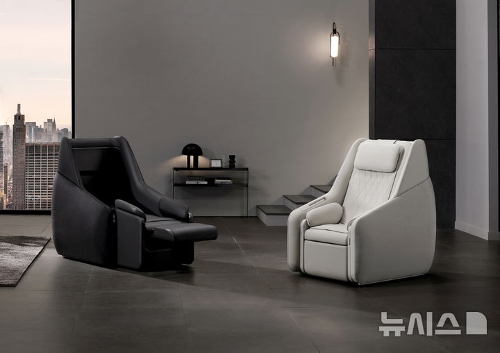 [서울=뉴시스] '레드닷 디자인 어워드 2026'에서 본상을 수상한 세라젬 척추 관리 의료기기 '마스터 v11'. (사진= 세라젬 제공)