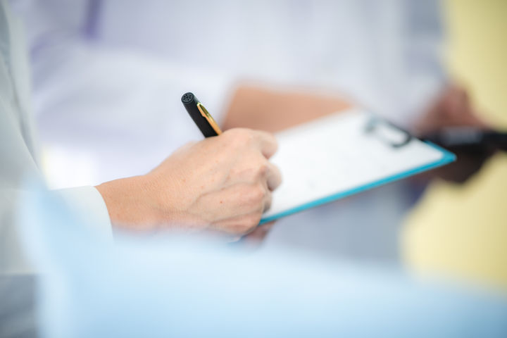 [서울=뉴시스] 지난 13일(현지시각) 영국 데일리메일은 듀센 근이영양증(DMD) 진단을 받은 4세 아이 그레이슨 필리츠의 사연을 보도했다. DMD는 근육이 퇴화하면서 결국 움직일 수 없게 만드는 심각한 유전성 질환으로, 환자의 평균 기대수명은 약 30세다. (사진=유토이미지)