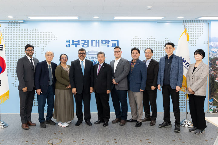 [부산=뉴시스] 국립부경대학교는 미국 어번대학교 몽고메리 캠퍼스(Auburn University at Montgomery)와 국제학술교류 협약(MOU)를 체결했다고 17일 밝혔다. (사진=부경대 제공) 2026.04.17. photo@newsis.com *재판매 및 DB 금지