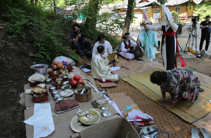 민속제례 '상두산 산멕이' 모습.(사진=삼척시 제공) *재판매 및 DB 금지