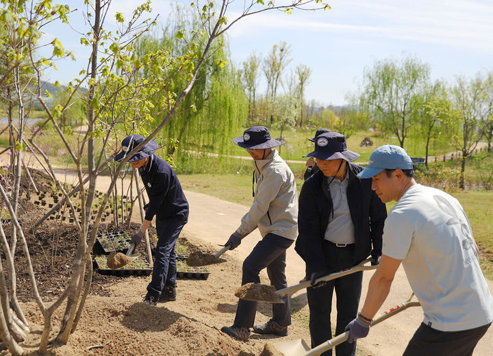  *재판매 및 DB 금지