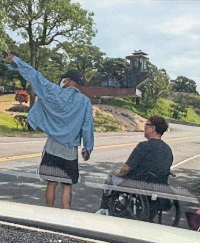 [서울=뉴시스] 구준엽, 강원래. (사진=인스타그램 캡처) 2026.04.17. photo@newsis.com *재판매 및 DB 금지