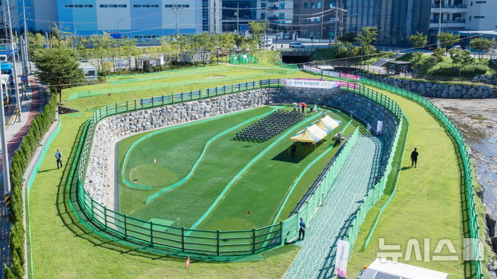 [의왕=뉴시스] 오는 21일 재개장하는 금천천 파크골프장 전경. (사진=의왕시 제공). 2026.04.17. photo@newsis.com